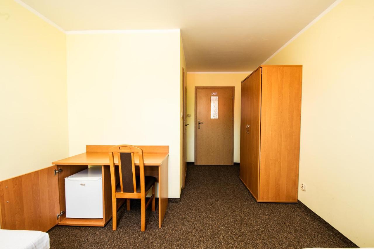 Hotel Nad Brzegiem Baltyku Sarbinowo Exterior foto