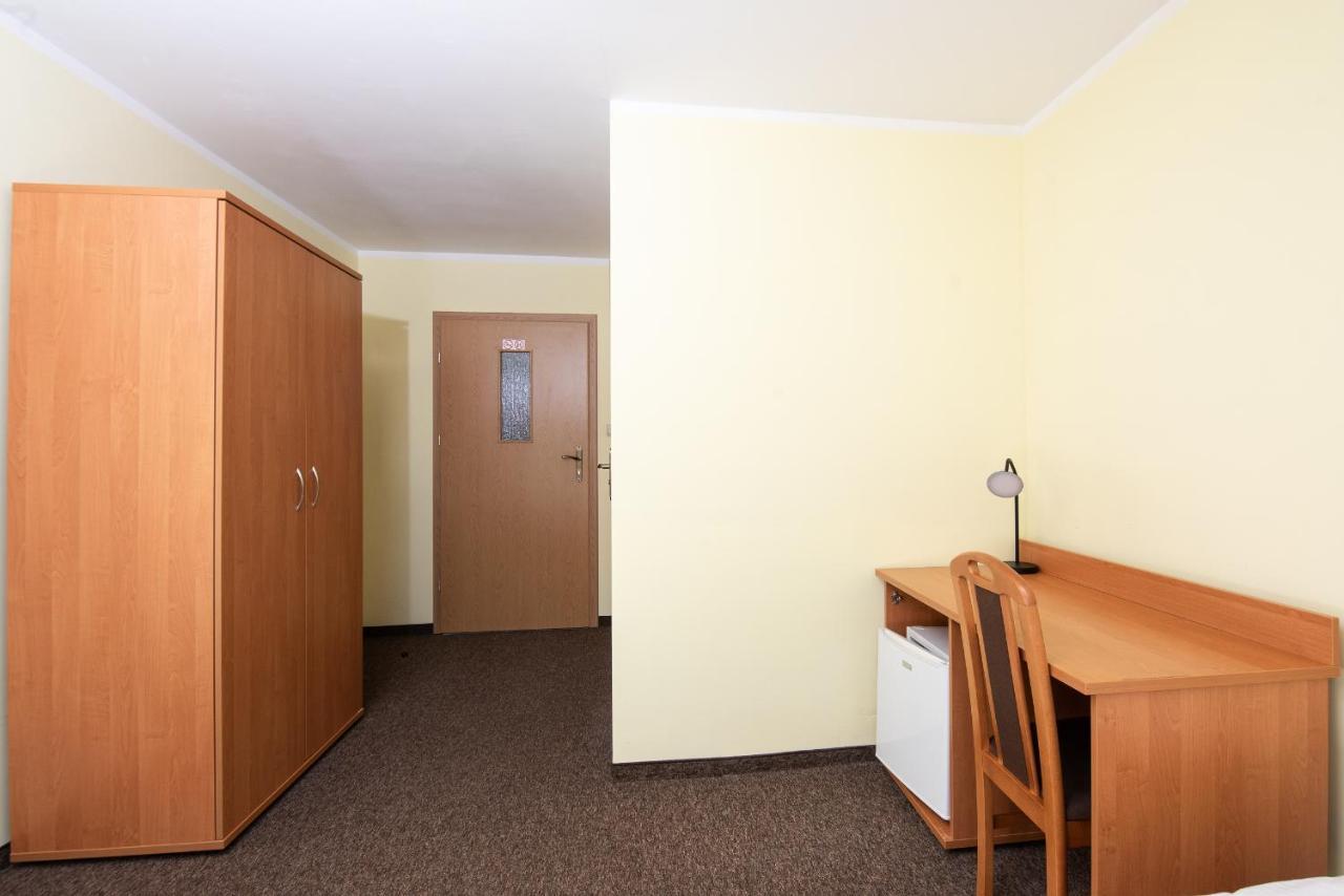 Hotel Nad Brzegiem Baltyku Sarbinowo Exterior foto